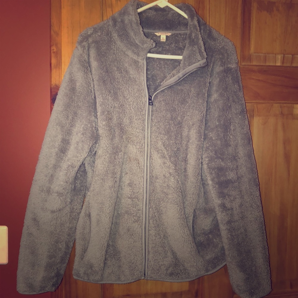 Xl zip up